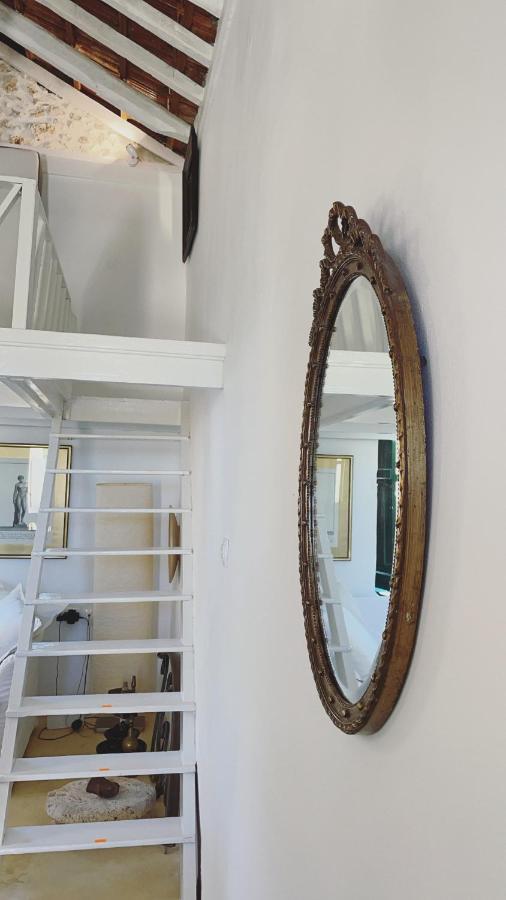 Hypate, Traditional Island Cottage Chalki Town Екстер'єр фото
