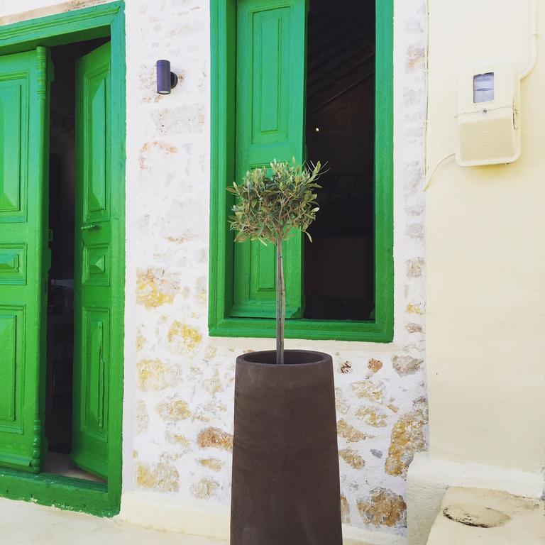 Hypate, Traditional Island Cottage Chalki Town Екстер'єр фото